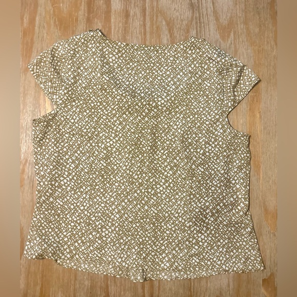 AK Anne Klein Ruffle-Neck Hem Blouse - Picture 6 of 7